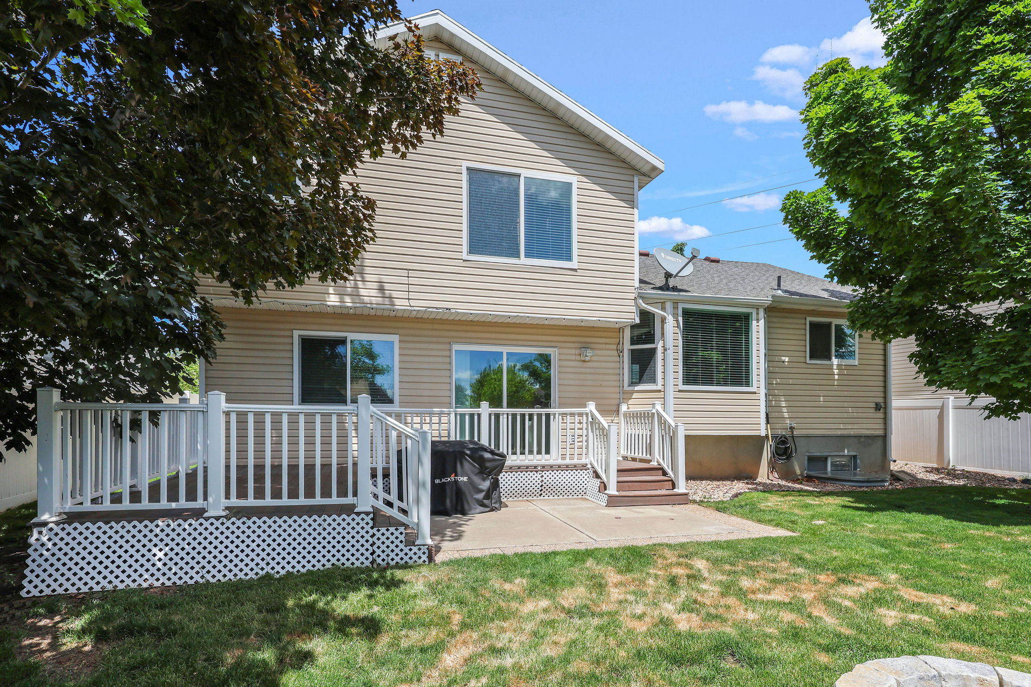 WEST PARK VILLAGE PL - Residential