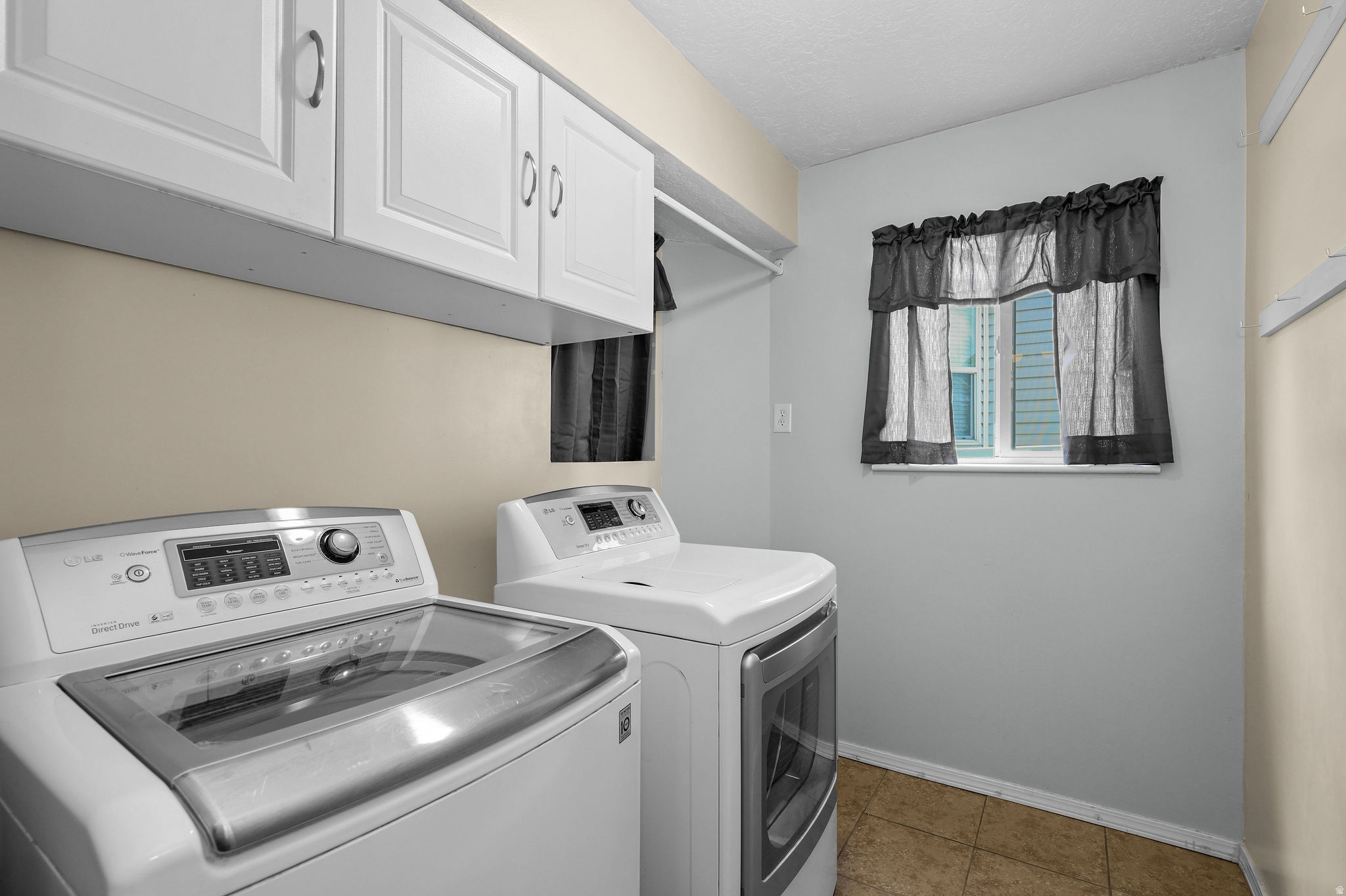 WEST PARK VILLAGE PL - Residential