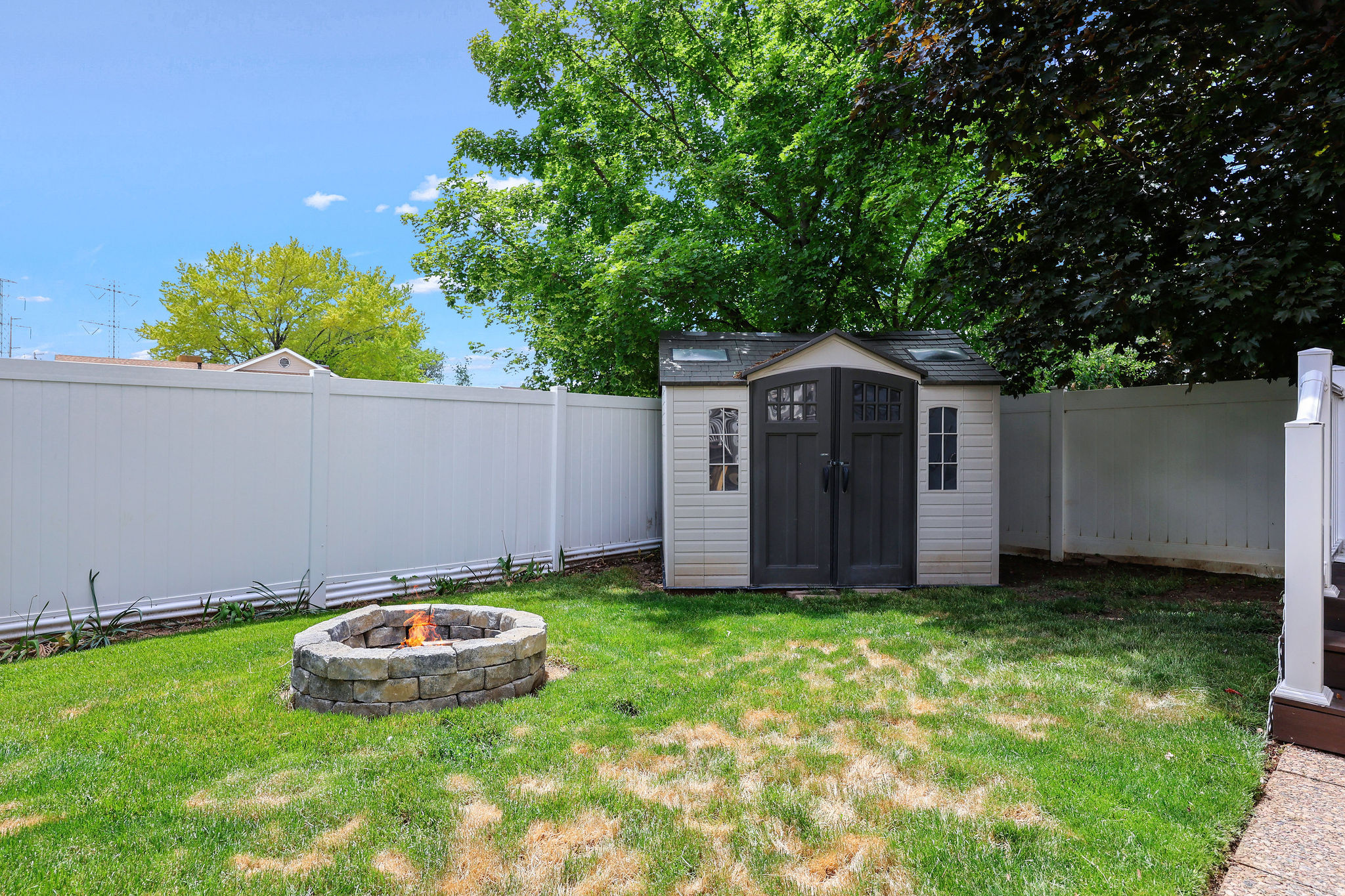 WEST PARK VILLAGE PL - Residential