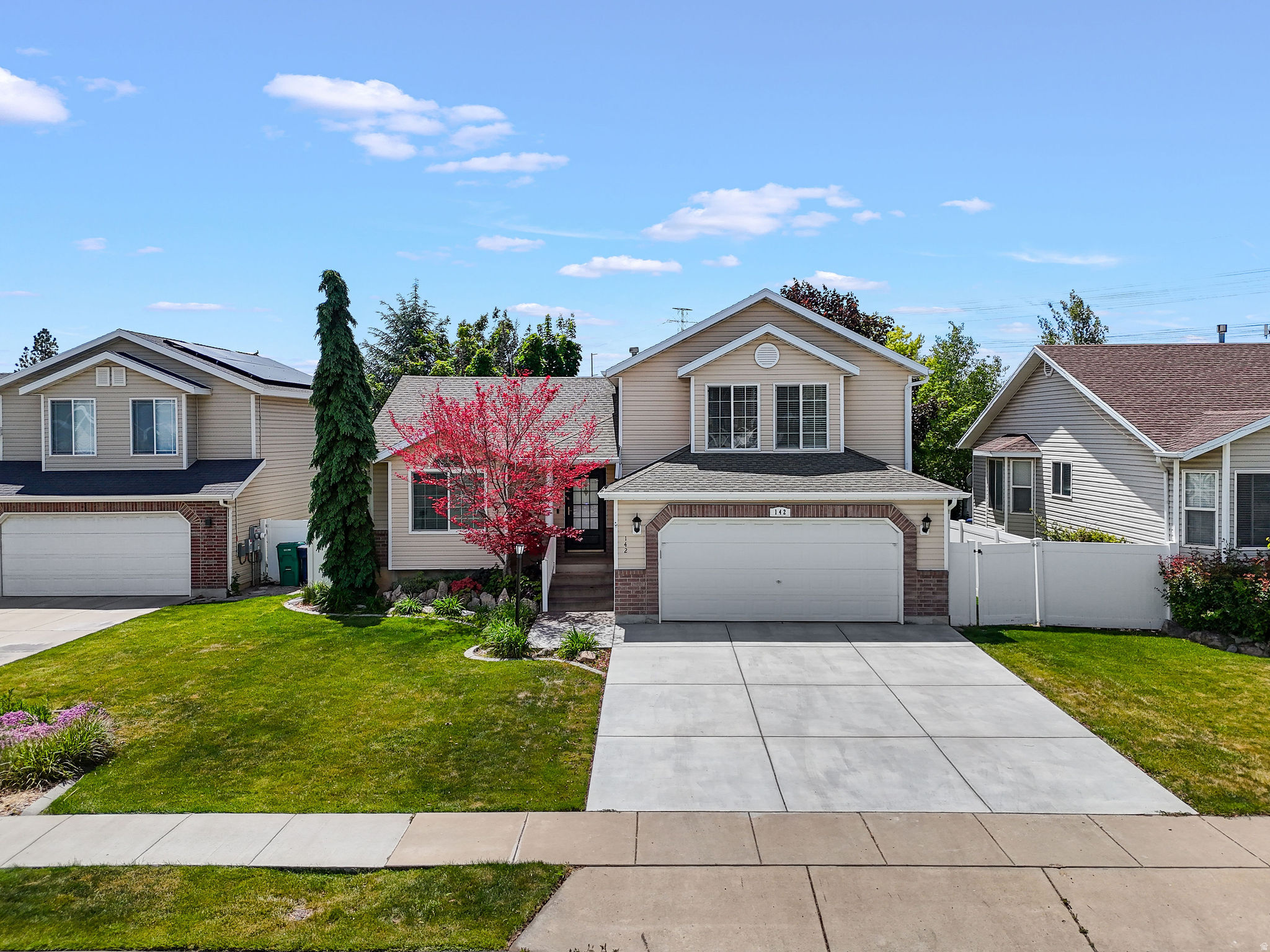 WEST PARK VILLAGE PL - Residential