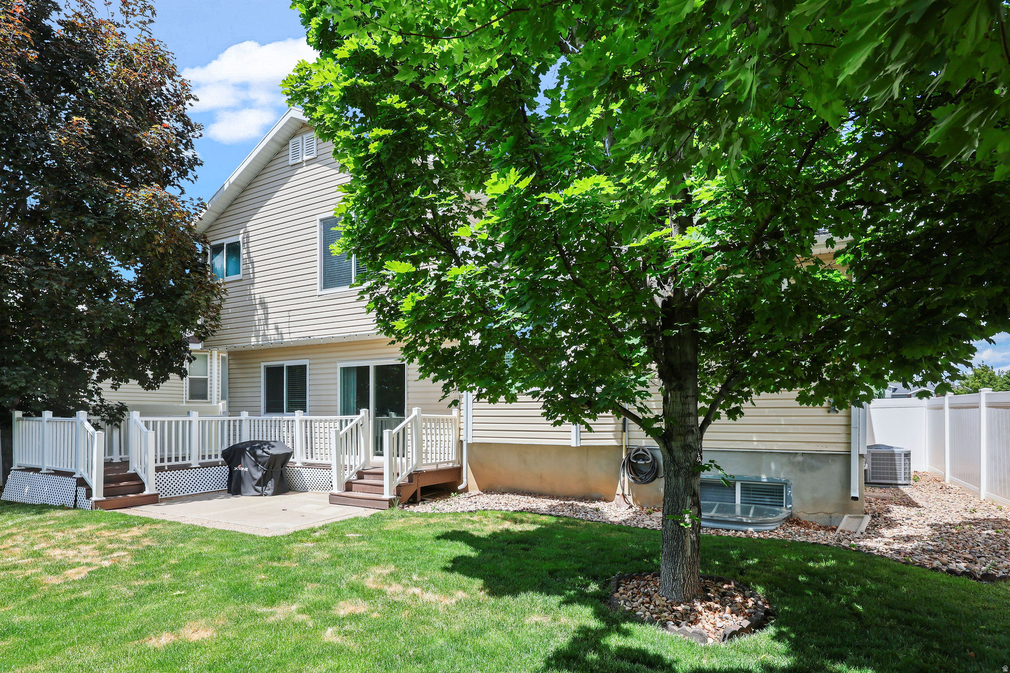 WEST PARK VILLAGE PL - Residential