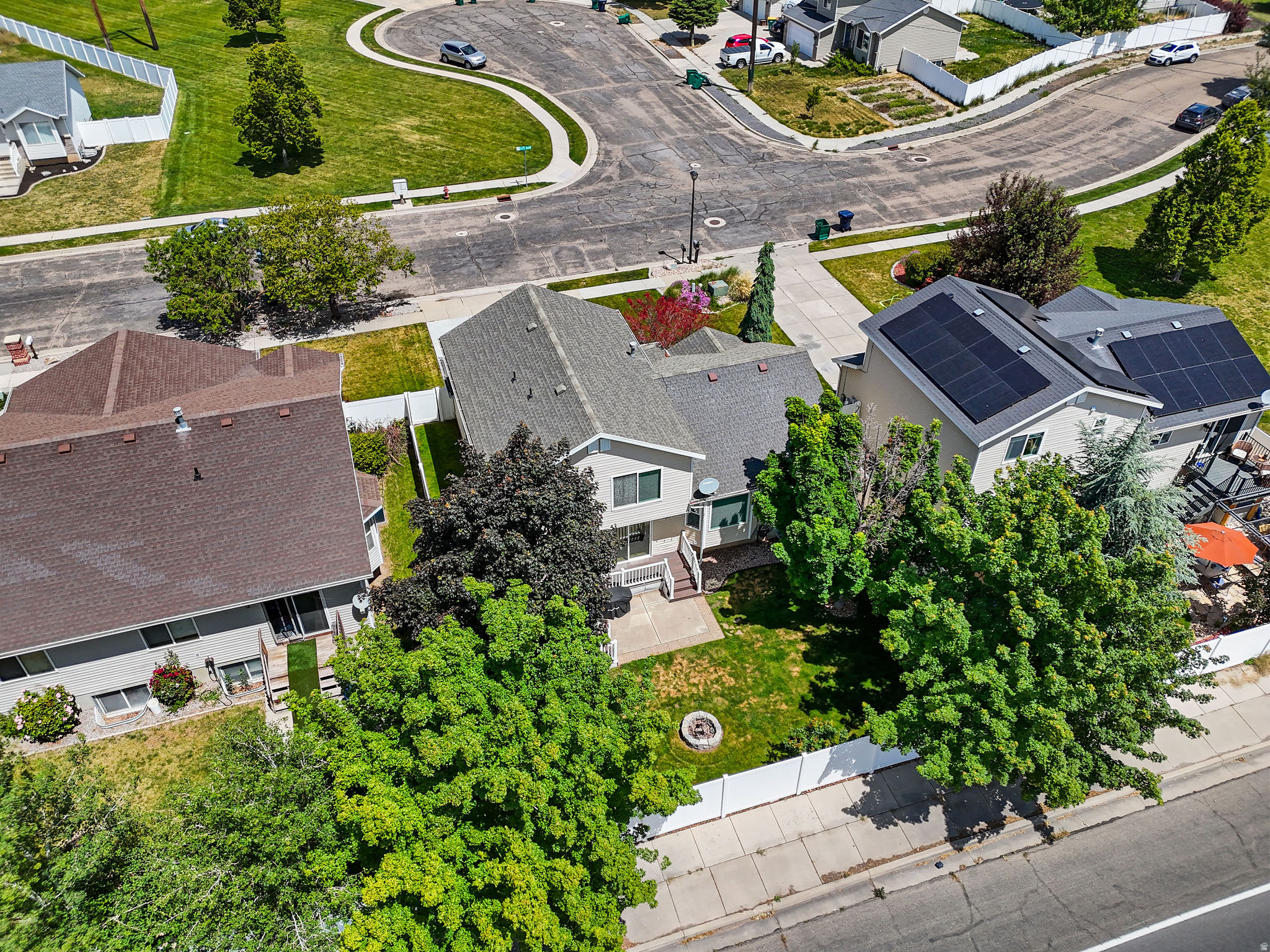 WEST PARK VILLAGE PL - Residential
