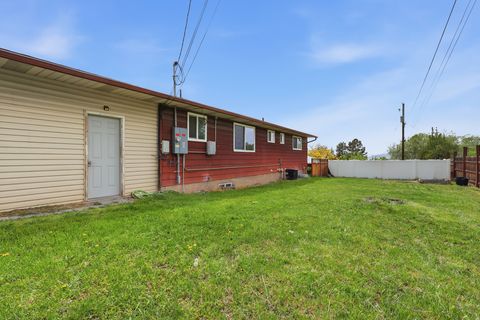 Tiny photo for 1285 MOHICAN CIR, Pleasant Grove, UT 84062 (MLS # 2150044)