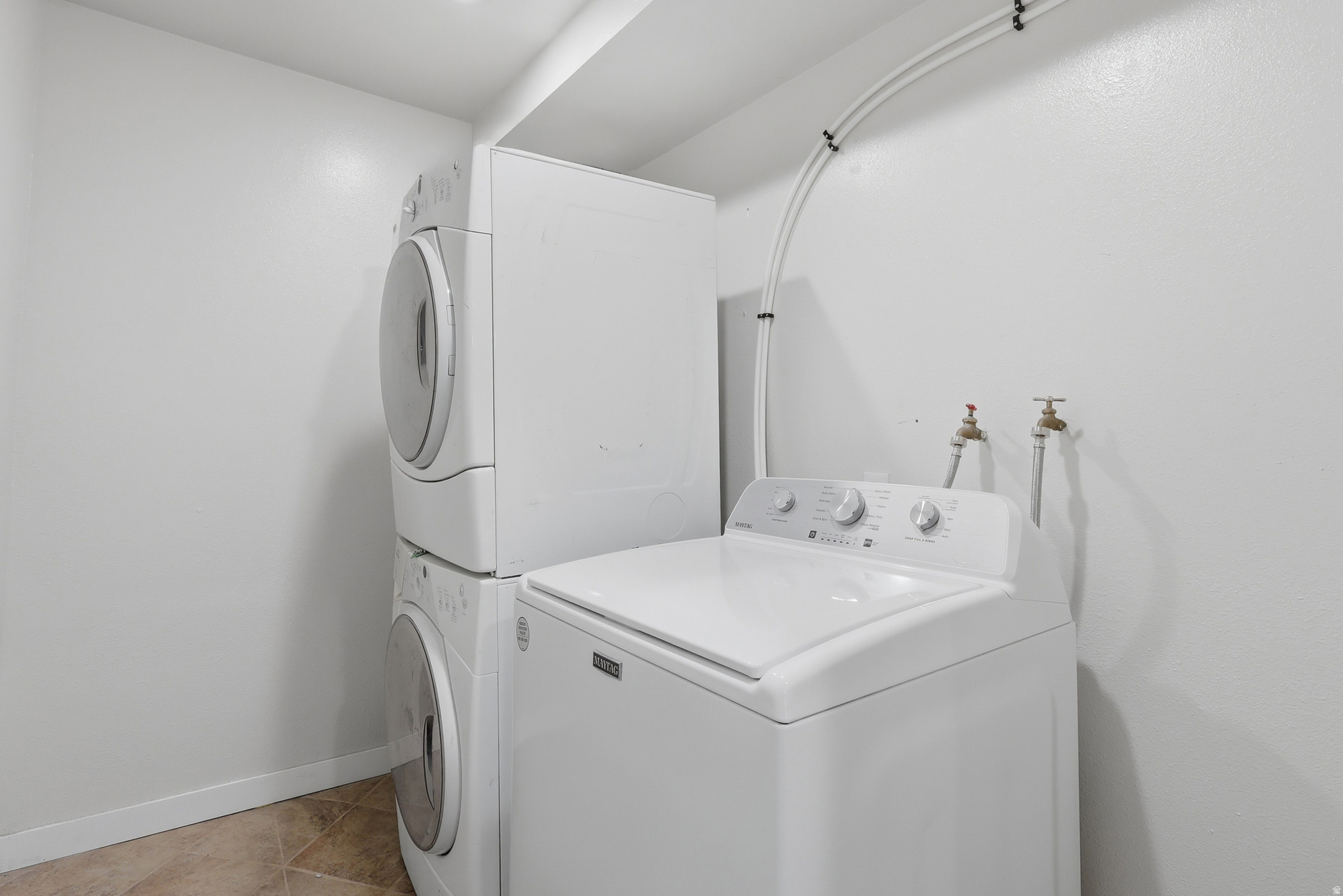 SAGE HILL ESTATES - Residential