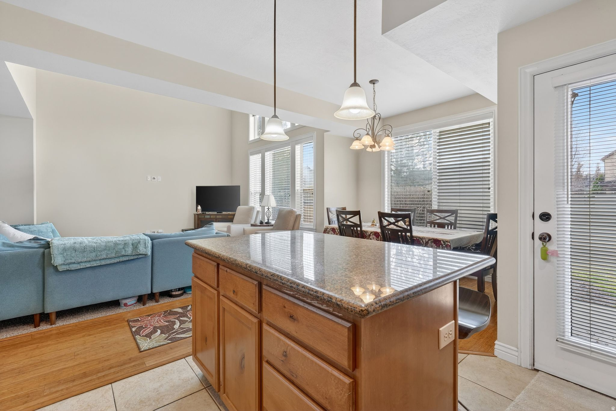 RIVERWALK - Residential