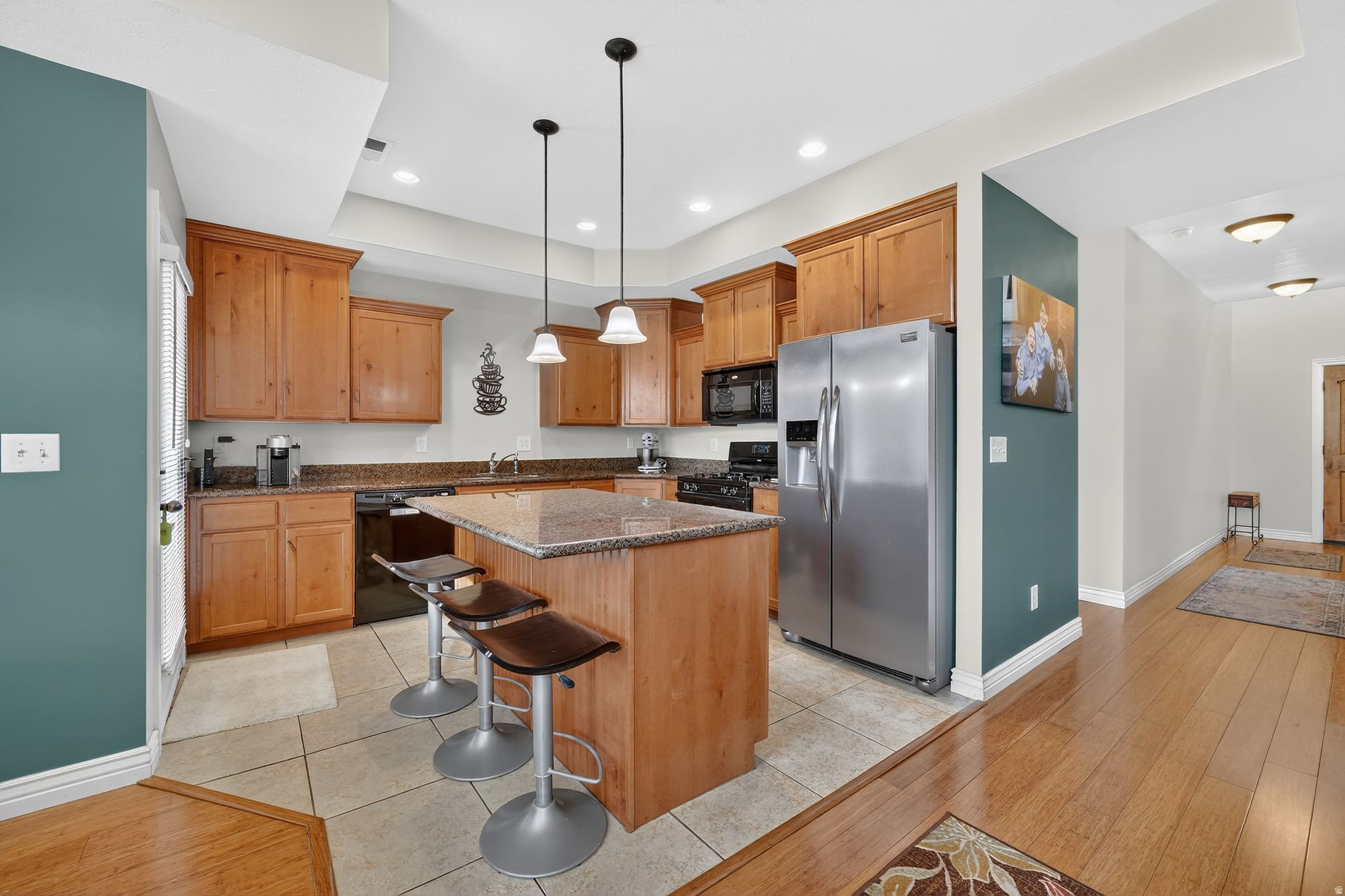 RIVERWALK - Residential