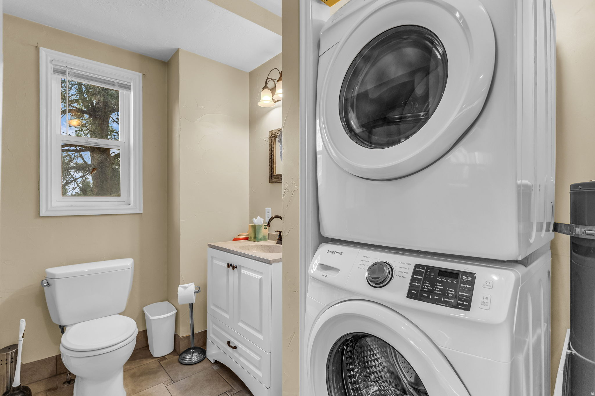 SUN CREEK CONDO - Residential