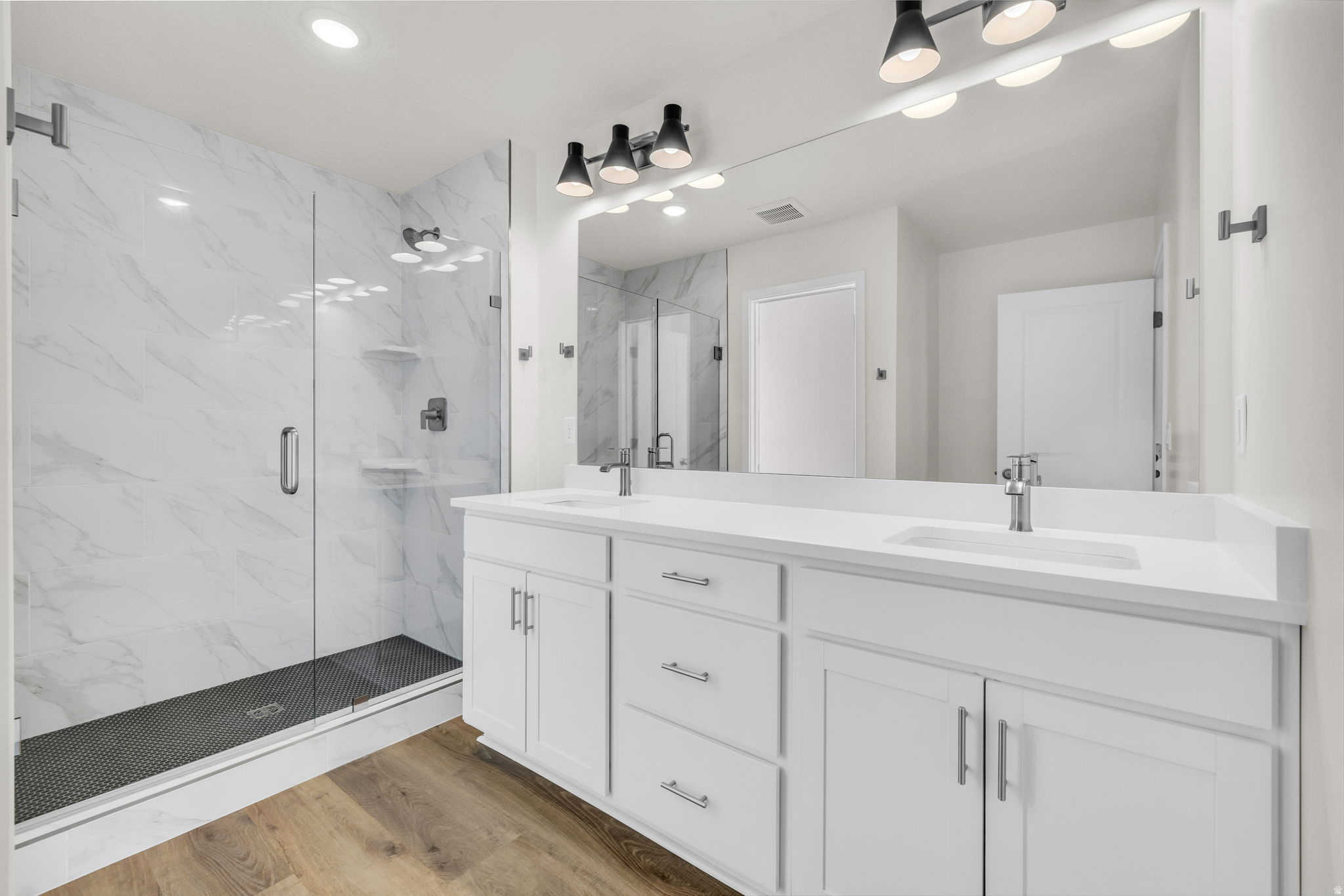 SILVER CREEK - Residential