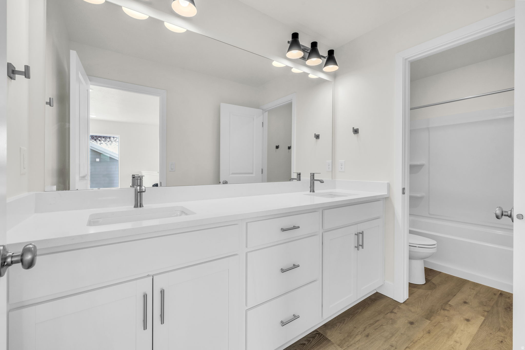 SILVER CREEK - Residential