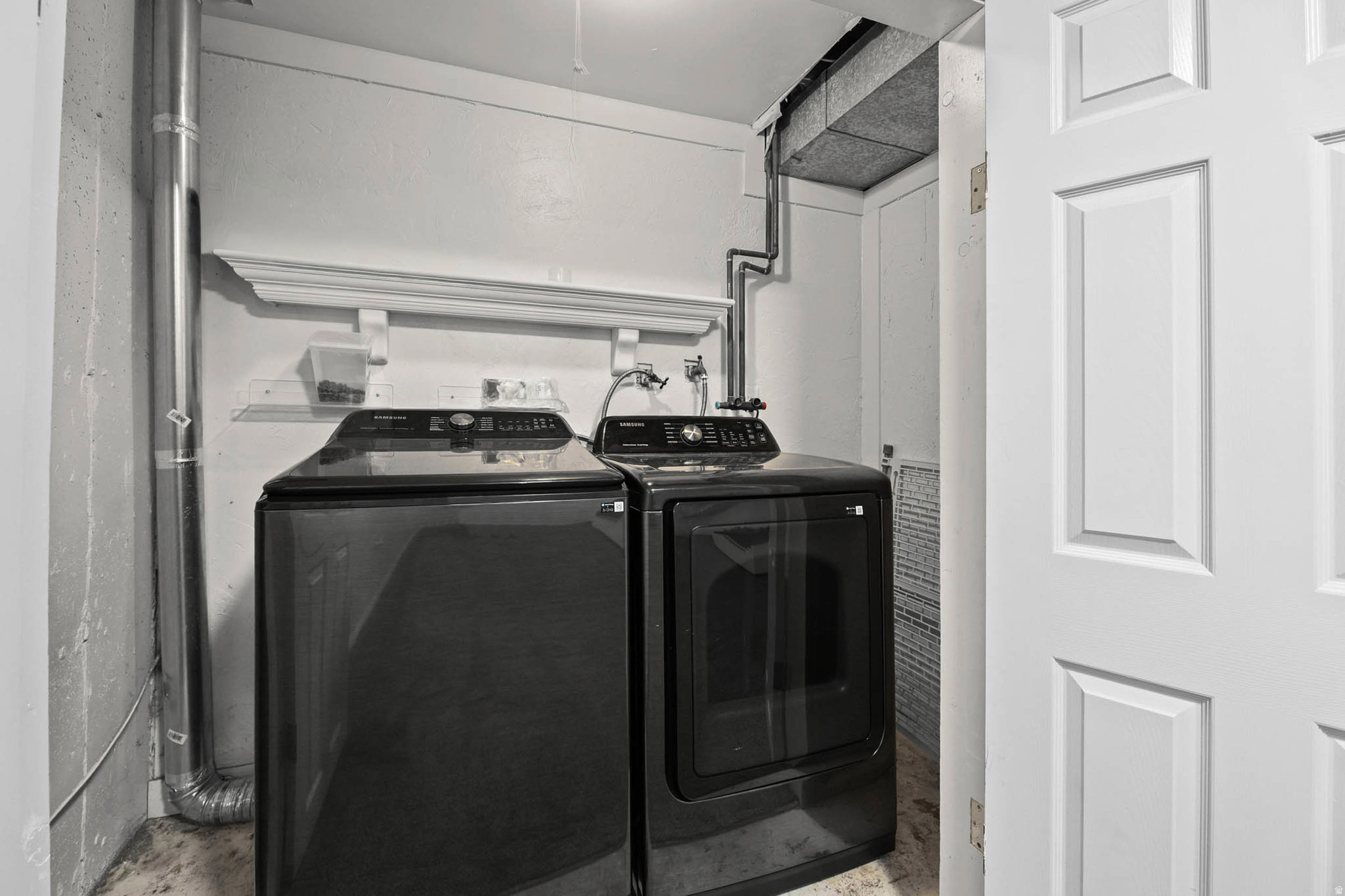 CAMARREN COVE - Residential