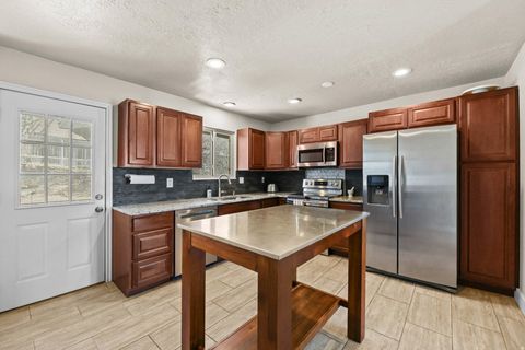 Tiny photo for 2978 N 1300 E, North Ogden, UT 84414 (MLS # 2136169)