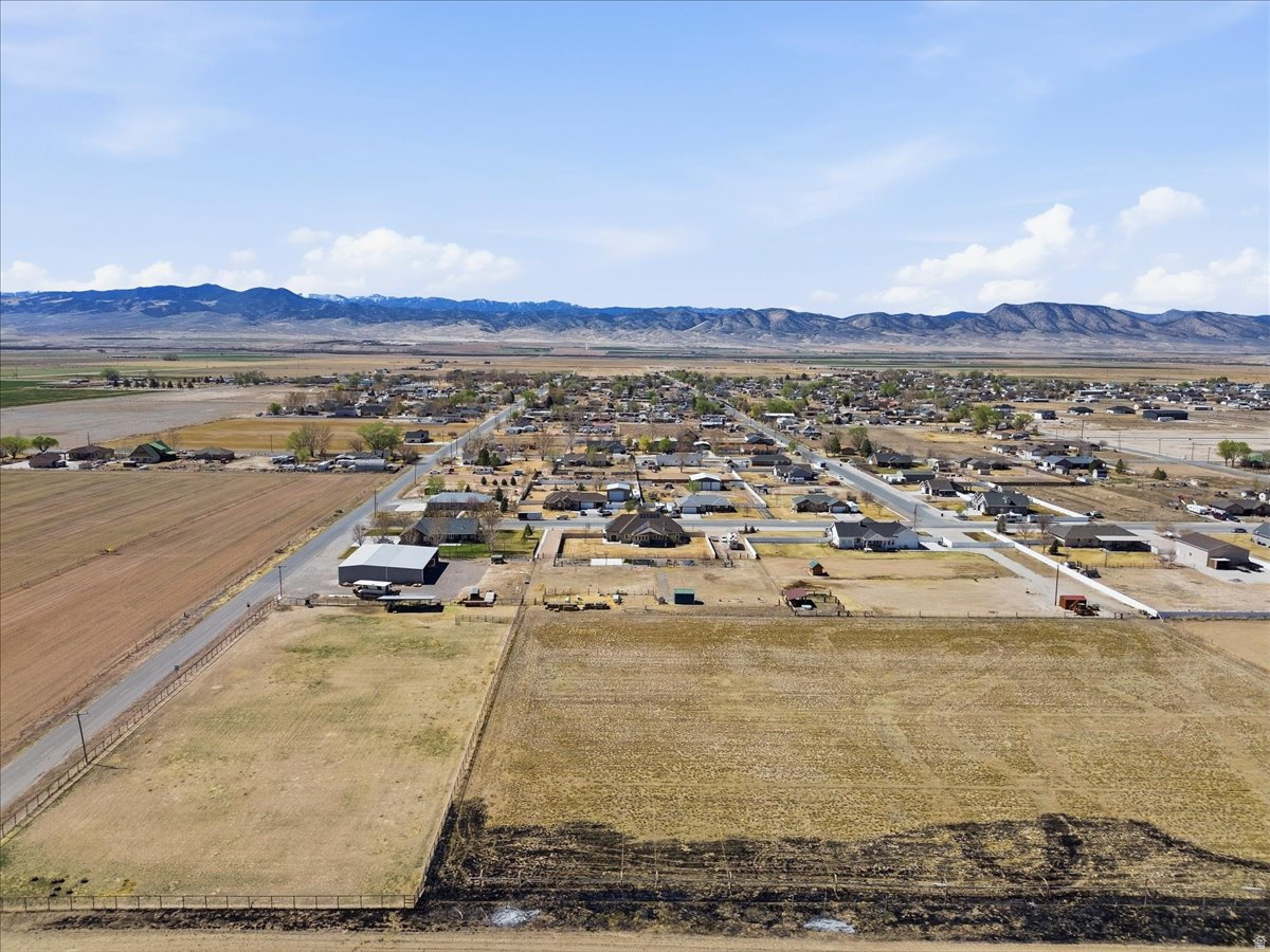 MAJESTIC MEADOWS SUBD - Residential