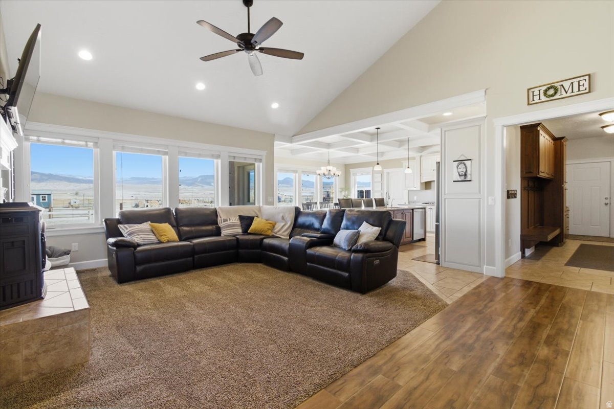 MAJESTIC MEADOWS SUBD - Residential