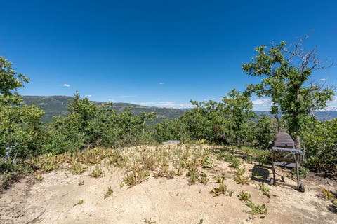 Tiny photo for 251 N OAK CIR, Springdale, UT 84767 (MLS # 2180460)