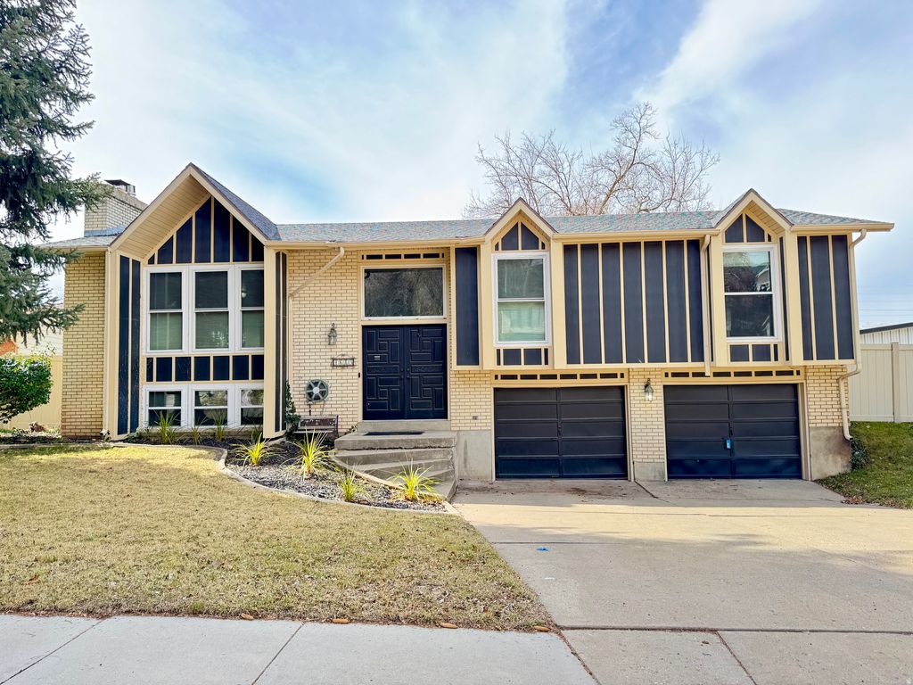 Photo of 4685 PORTER AVE, South Ogden, UT 84403 (MLS # 2141364)