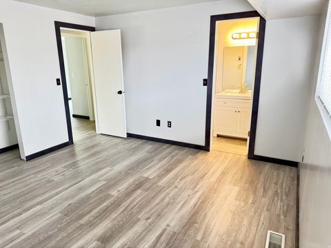 Tiny photo for 4685 PORTER AVE, South Ogden, UT 84403 (MLS # 2141364)