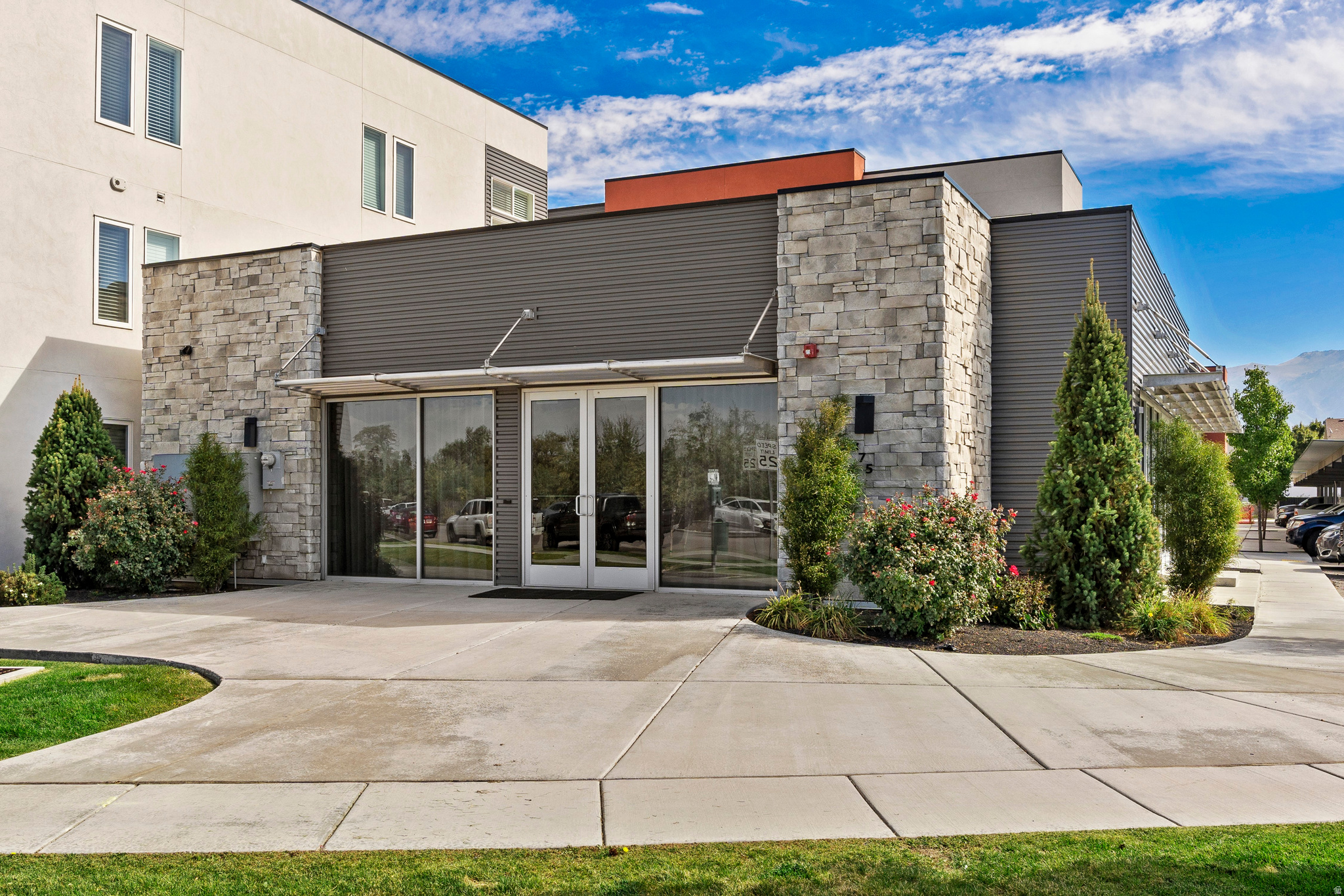 WEST SQUARE - Residential