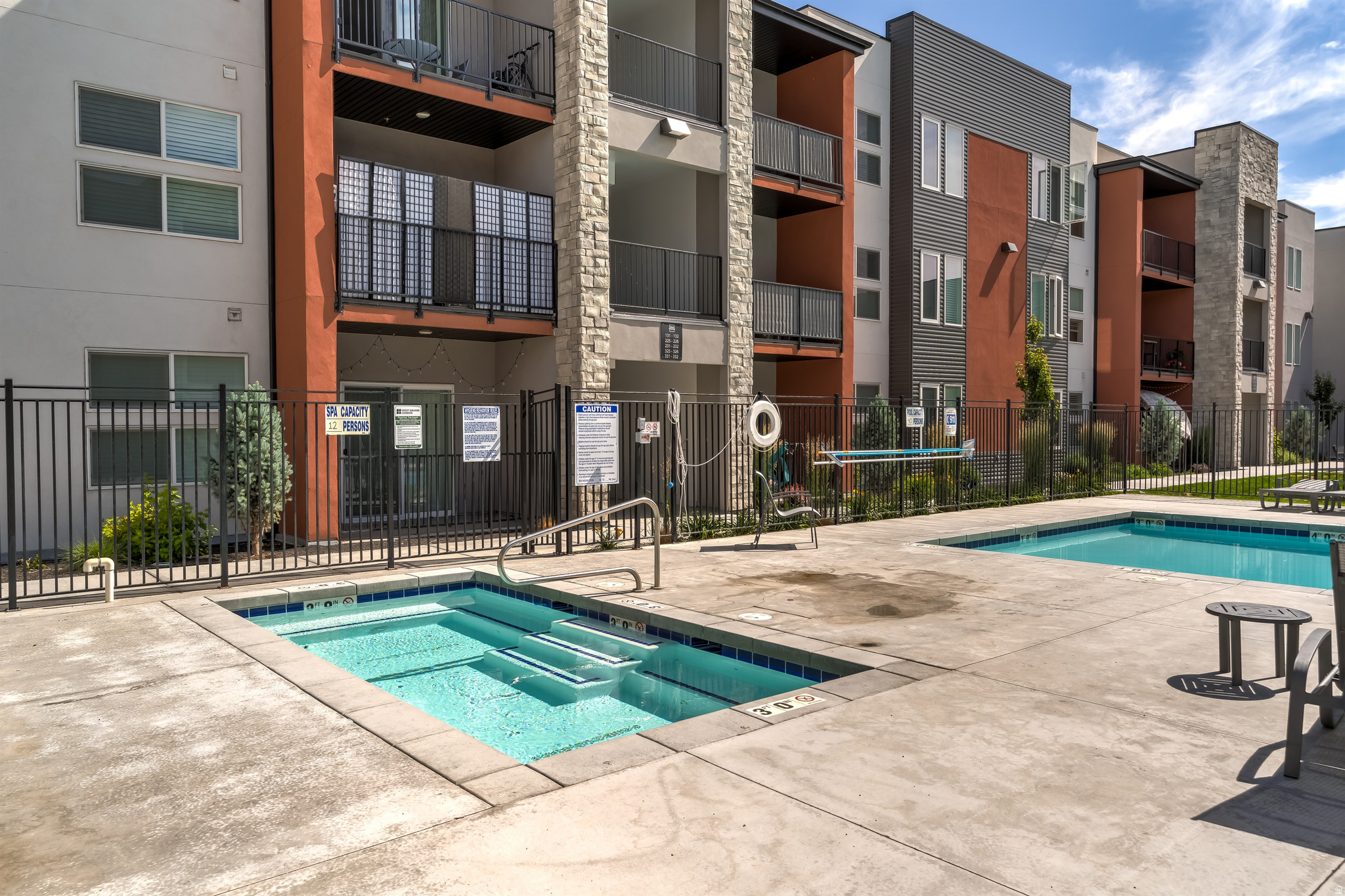 WEST SQUARE - Residential