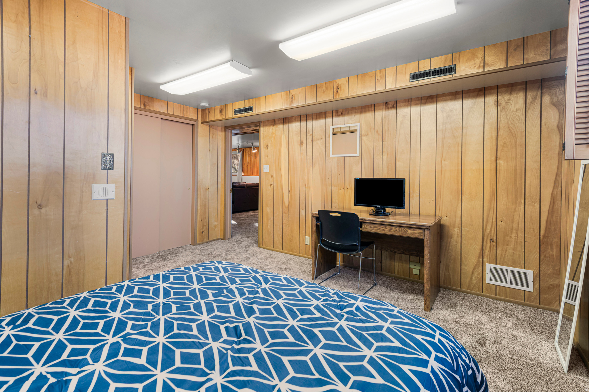 MILL CREEK HEIGHTS - Residential