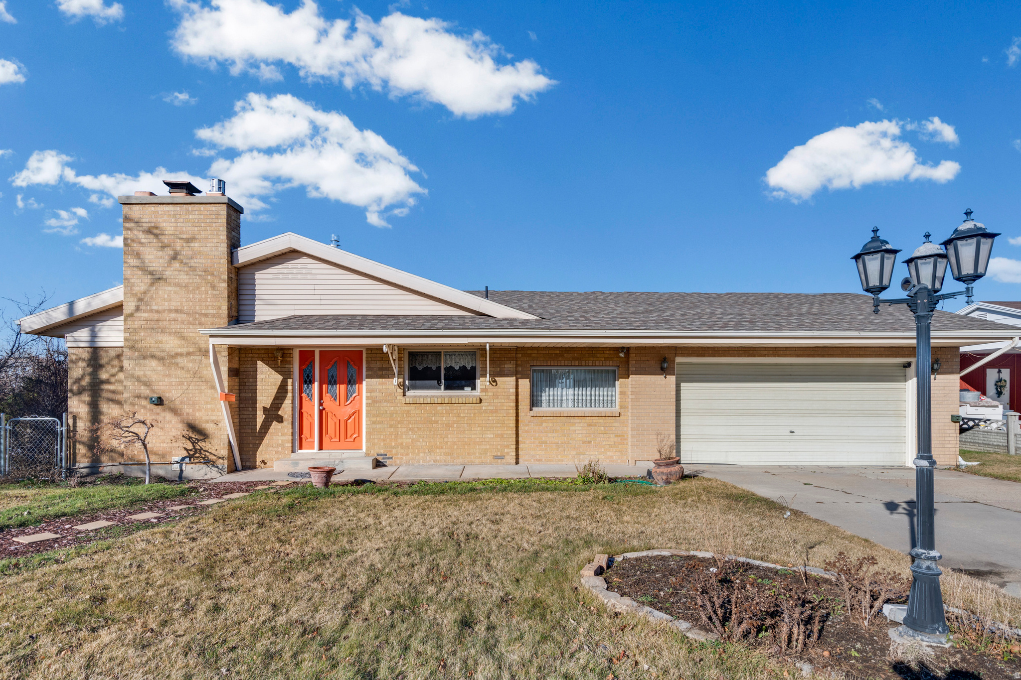 MILL CREEK HEIGHTS - Residential