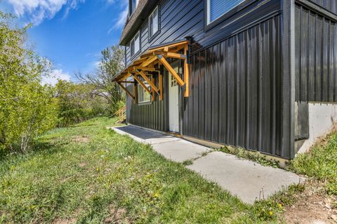 Tiny photo for 4265 S TAMMY LN, Daniel, UT 84032 (MLS # 2154945)
