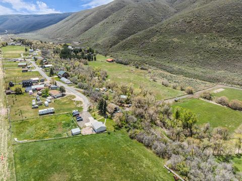 Tiny photo for 4265 S TAMMY LN, Daniel, UT 84032 (MLS # 2154945)