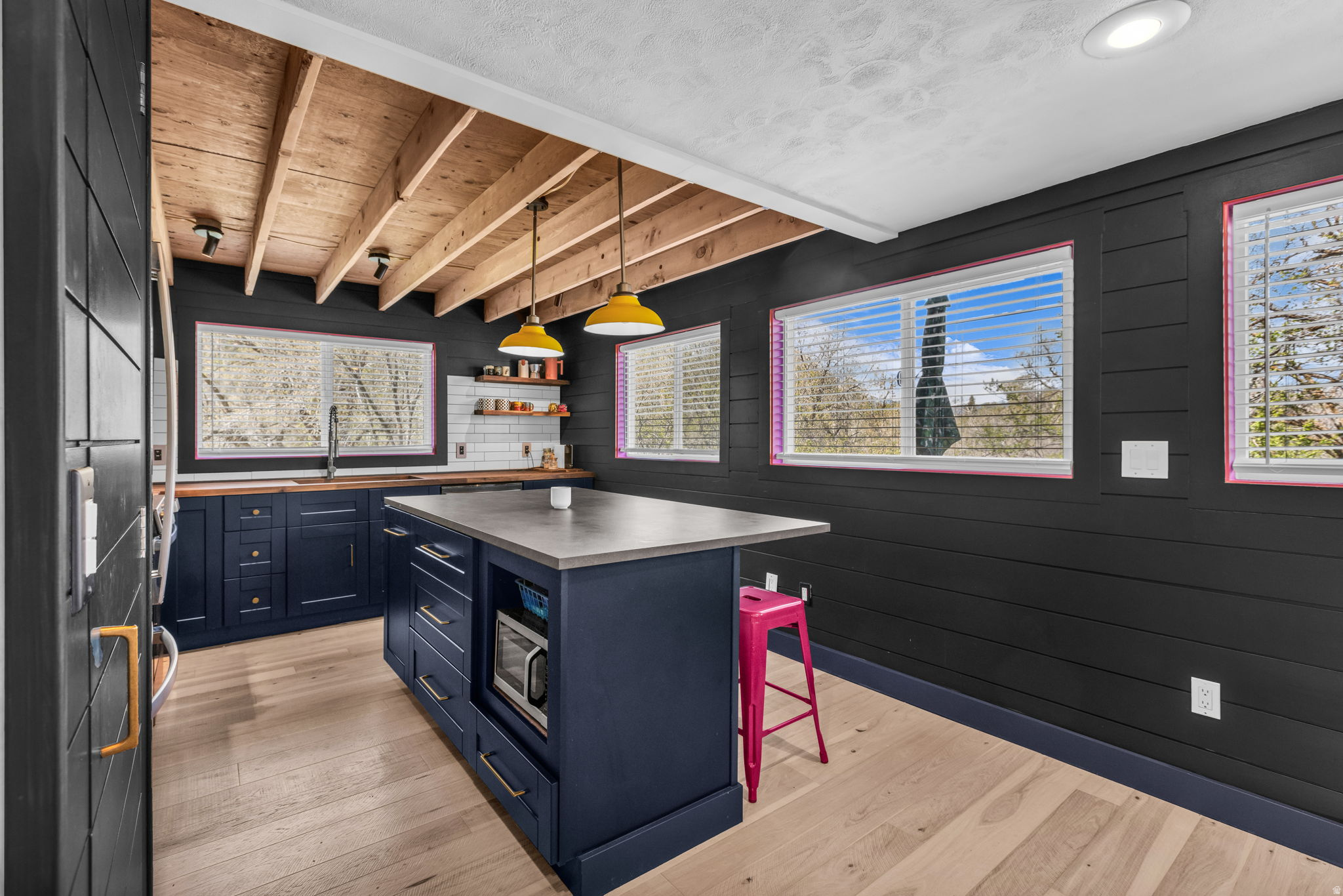 STORM HAVEN - Residential