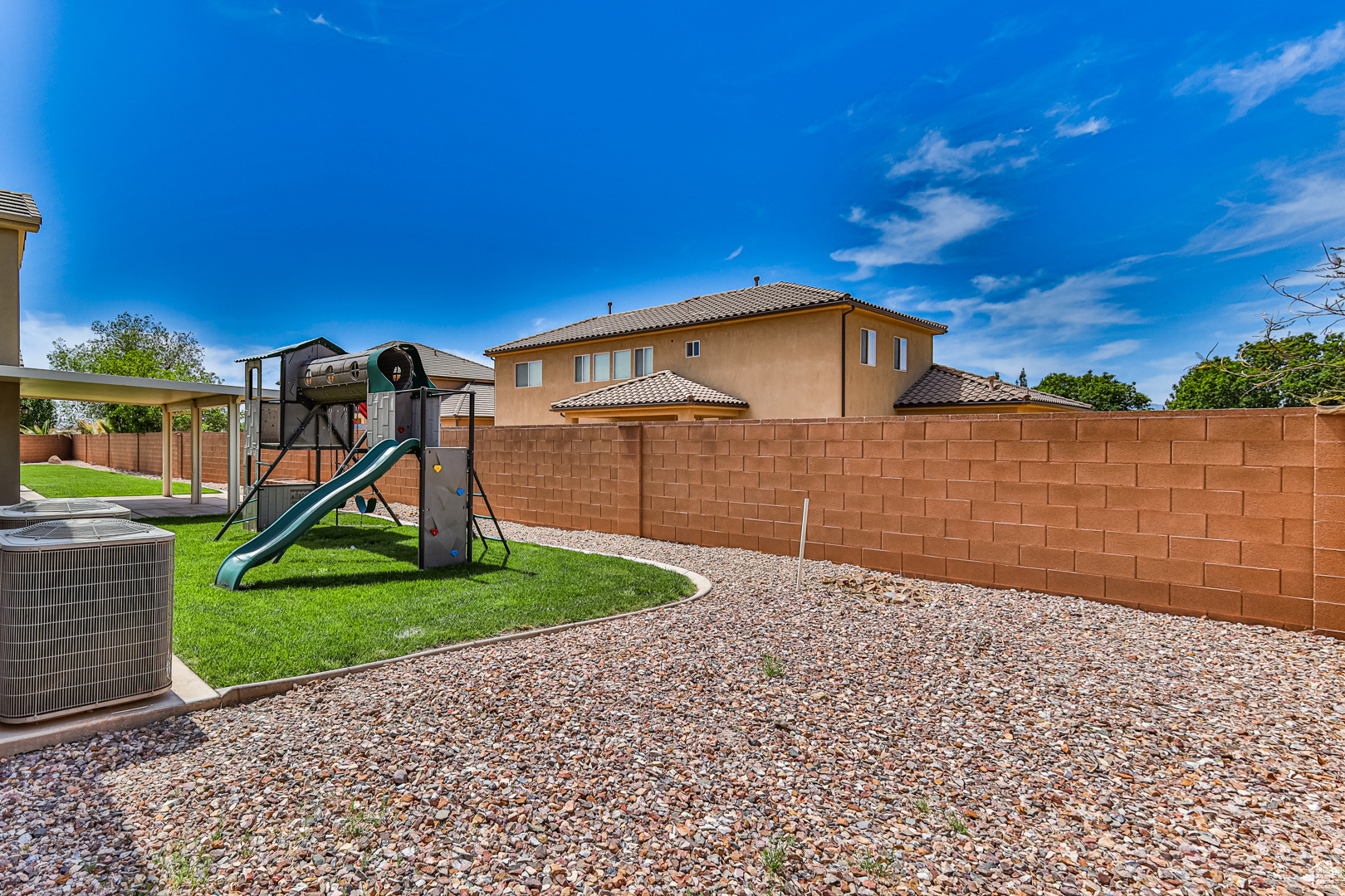 DIXIE COUNTRY LANE ESTATES - Land