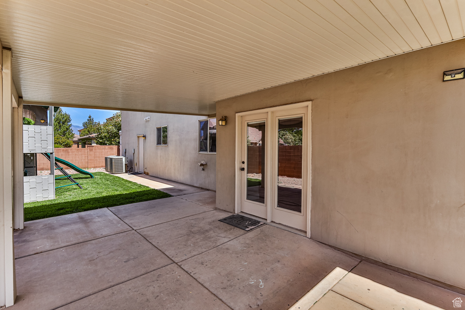 DIXIE COUNTRY LANE ESTATES - Land
