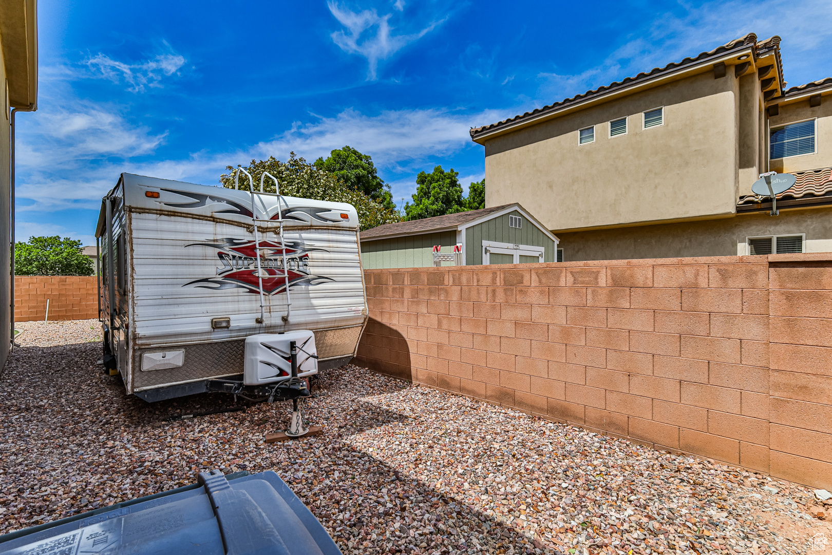 DIXIE COUNTRY LANE ESTATES - Land