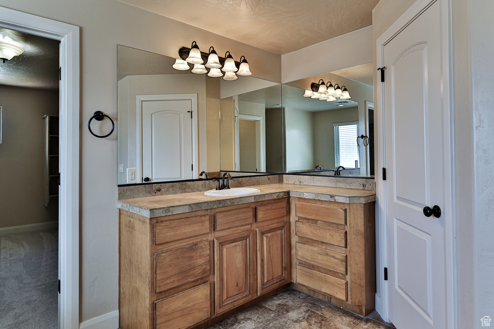 DIXIE COUNTRY LANE ESTATES - Land