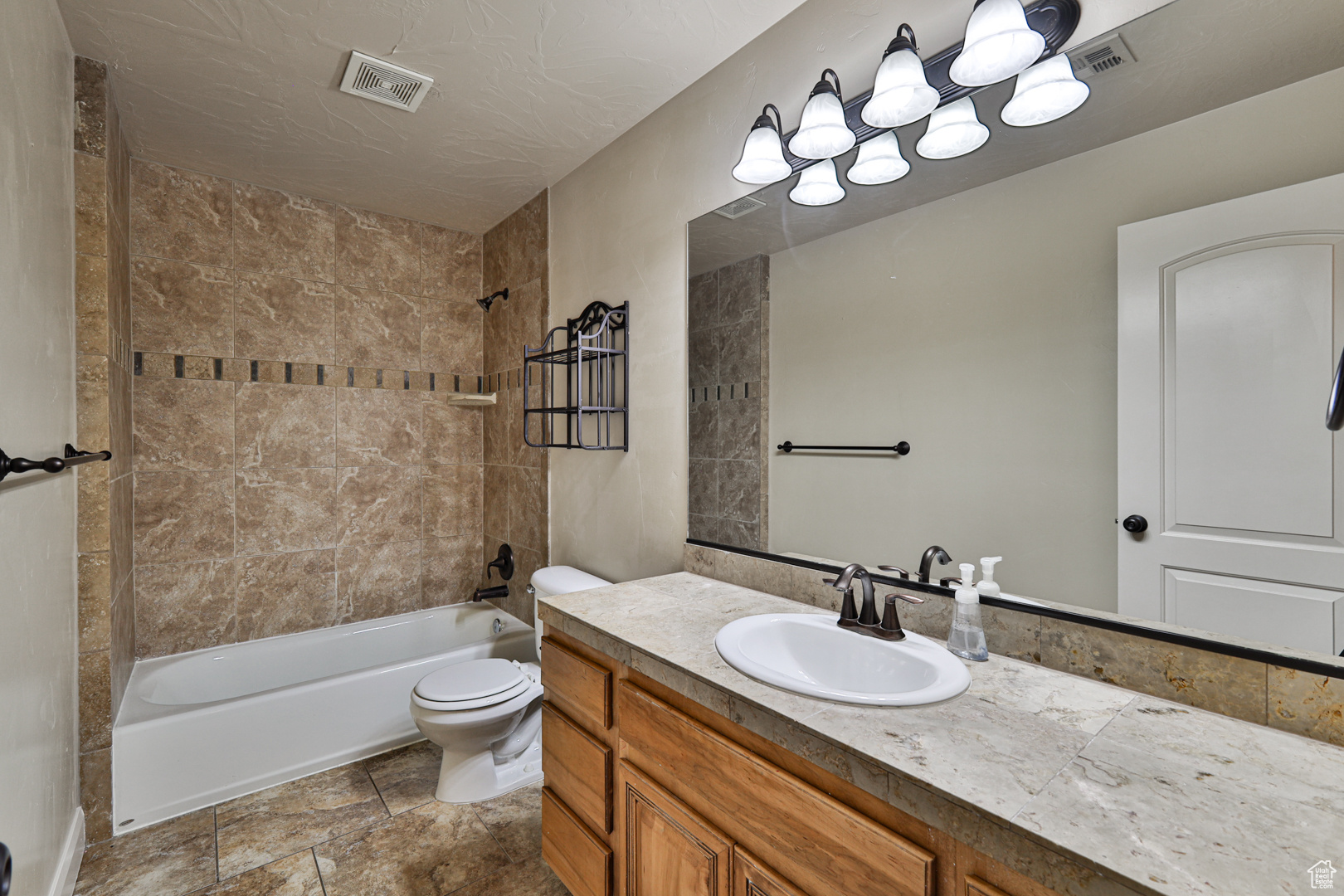 DIXIE COUNTRY LANE ESTATES - Land
