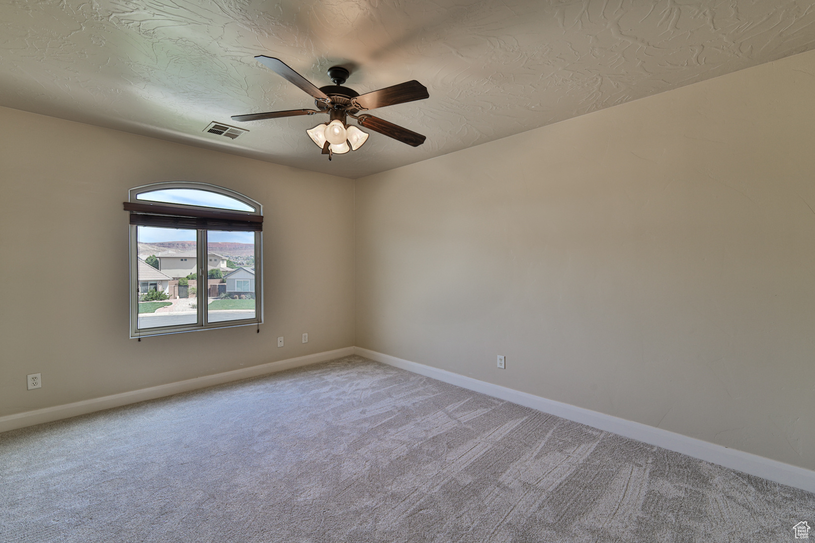 DIXIE COUNTRY LANE ESTATES - Land