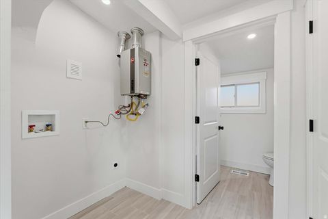 Tiny photo for 1481 E 3990 S, Salt Lake City, UT 84124 (MLS # 2134034)