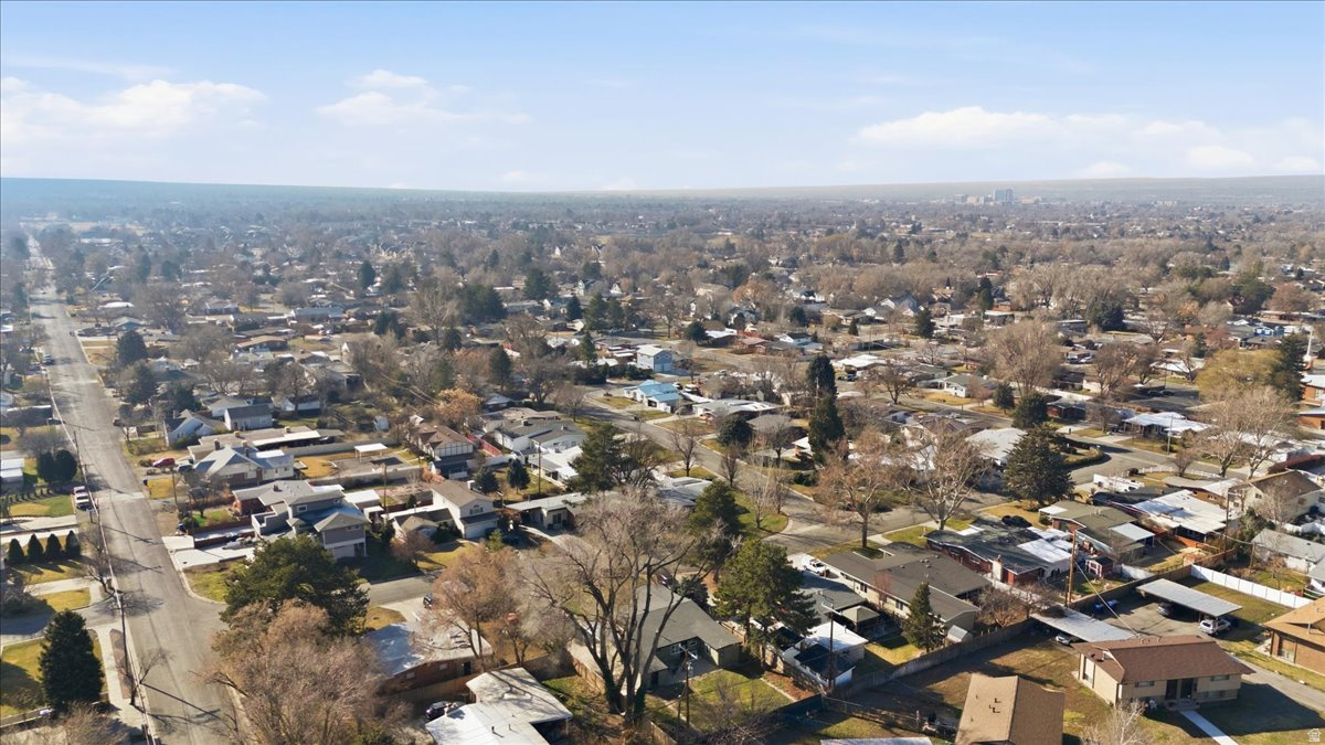 MC GHAN - Residential