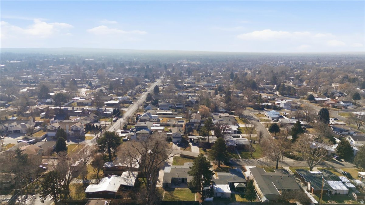 MC GHAN - Residential