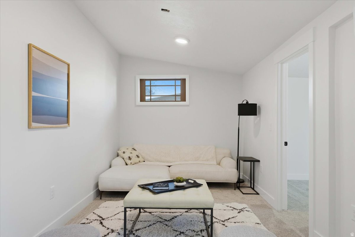 MC GHAN - Residential