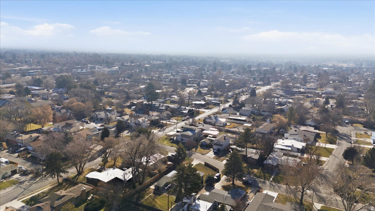 MC GHAN - Residential