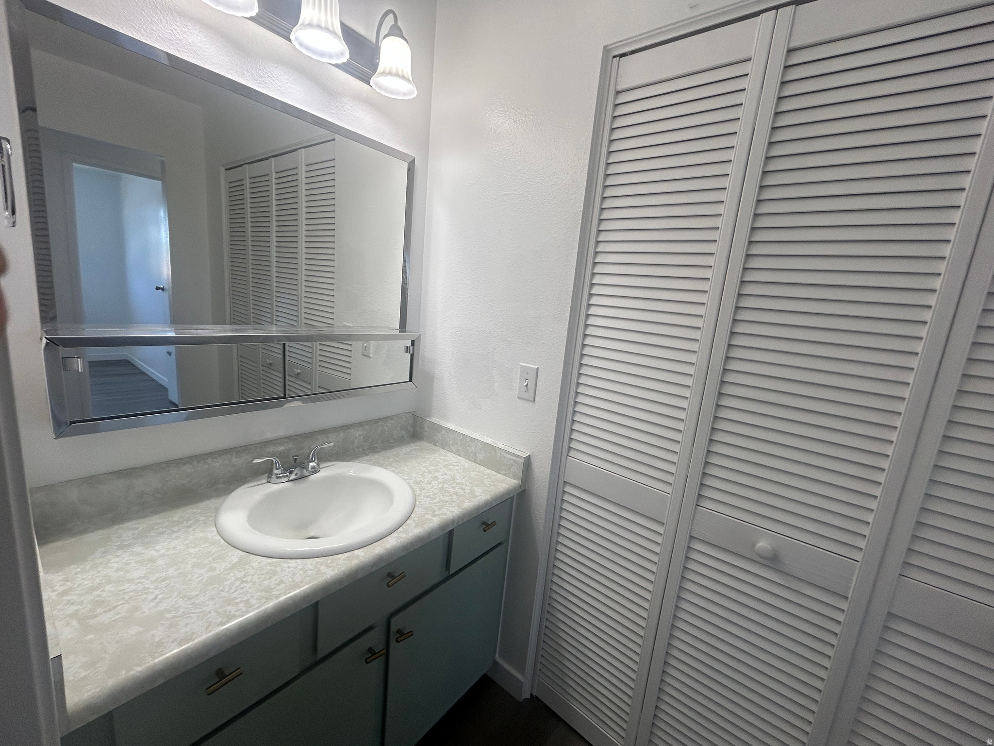 ORCHARD CREEK - Residential