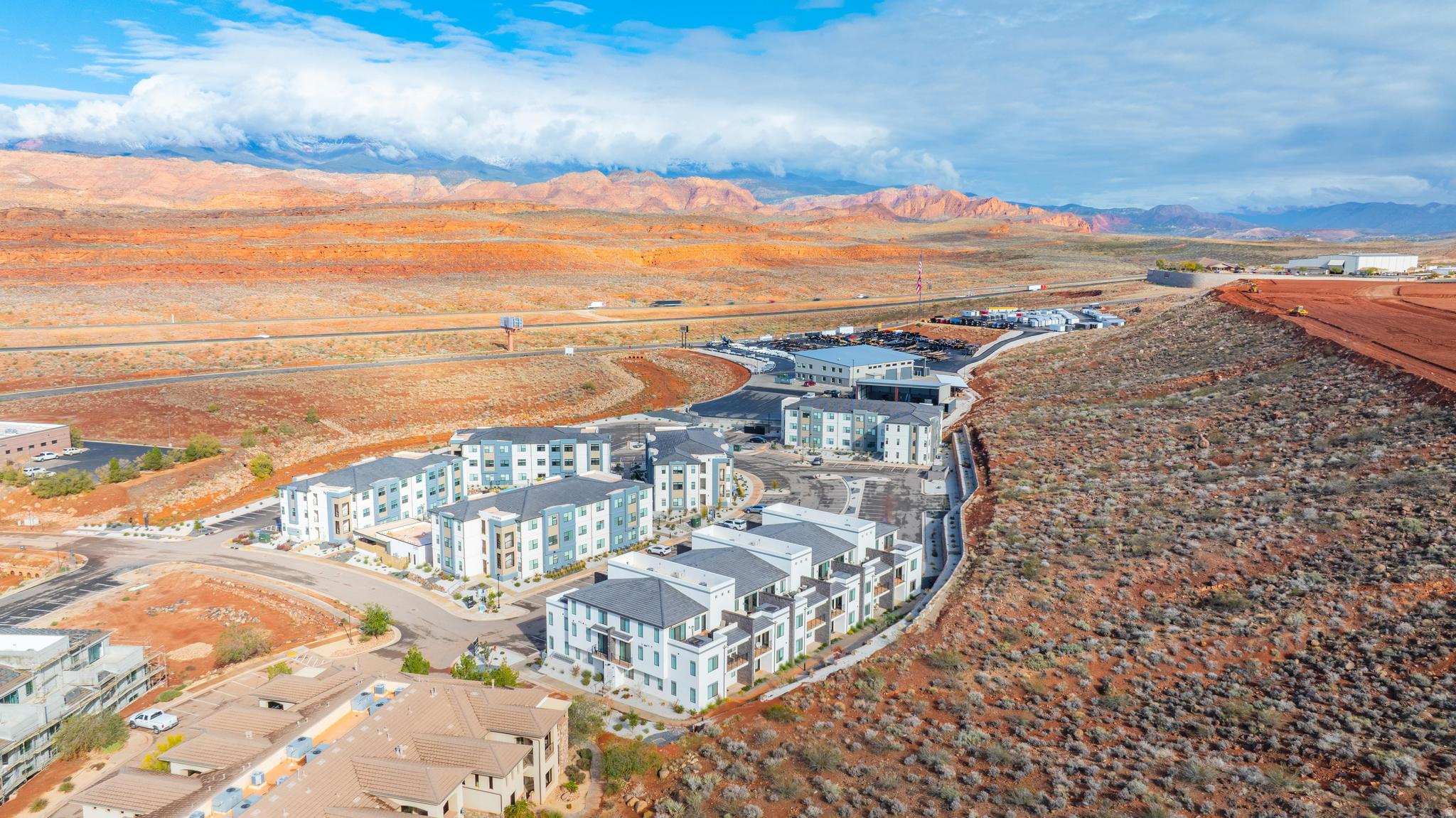 THE TERRA LOFTS - Residential