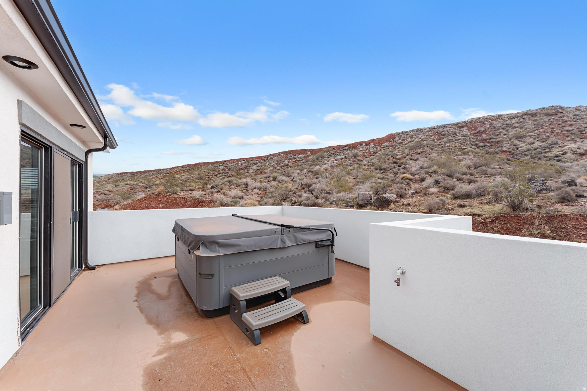 THE TERRA LOFTS - Residential