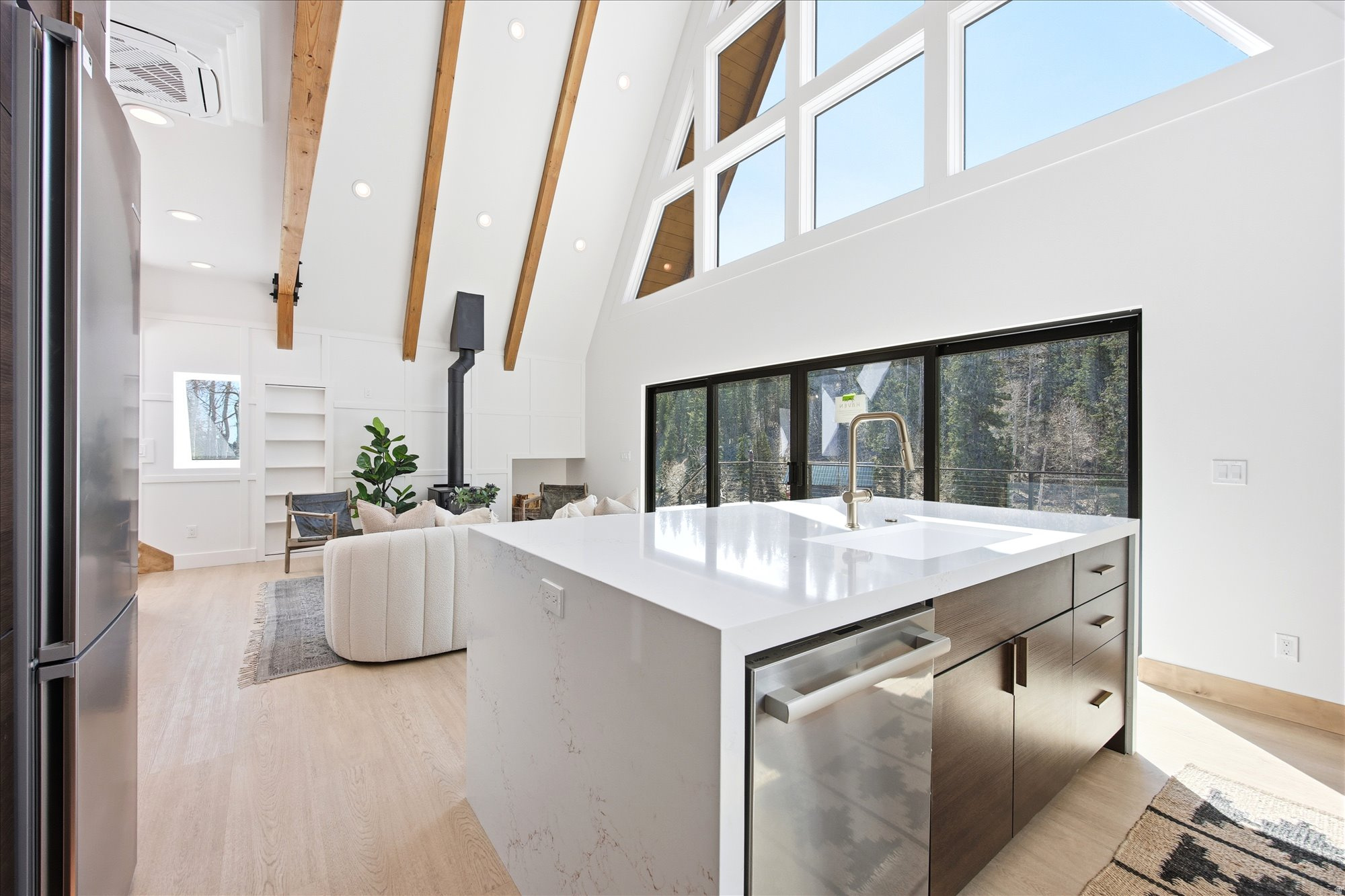 PINE MEADOW RANCH - Residential