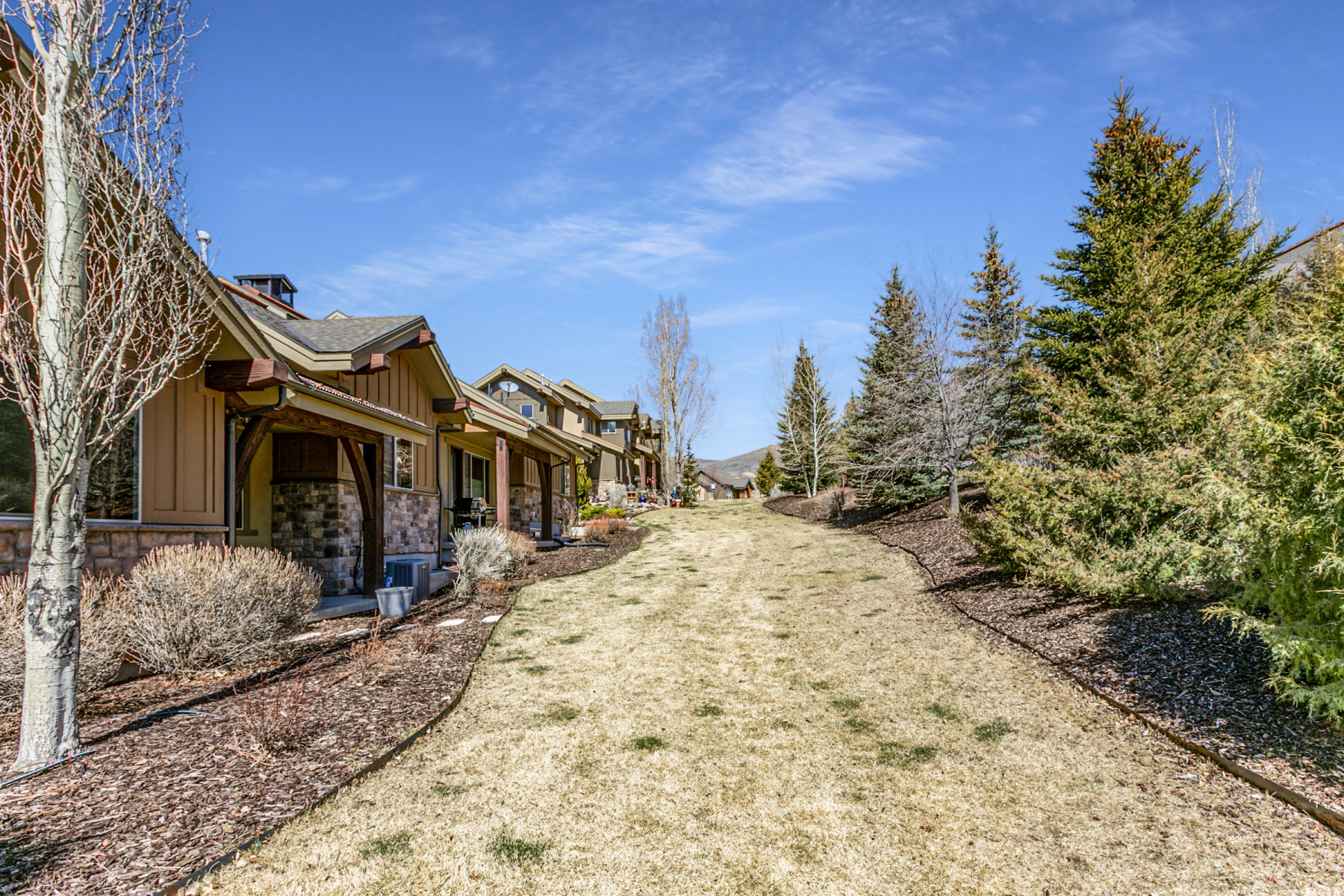 JORDANELLE - Residential Lease