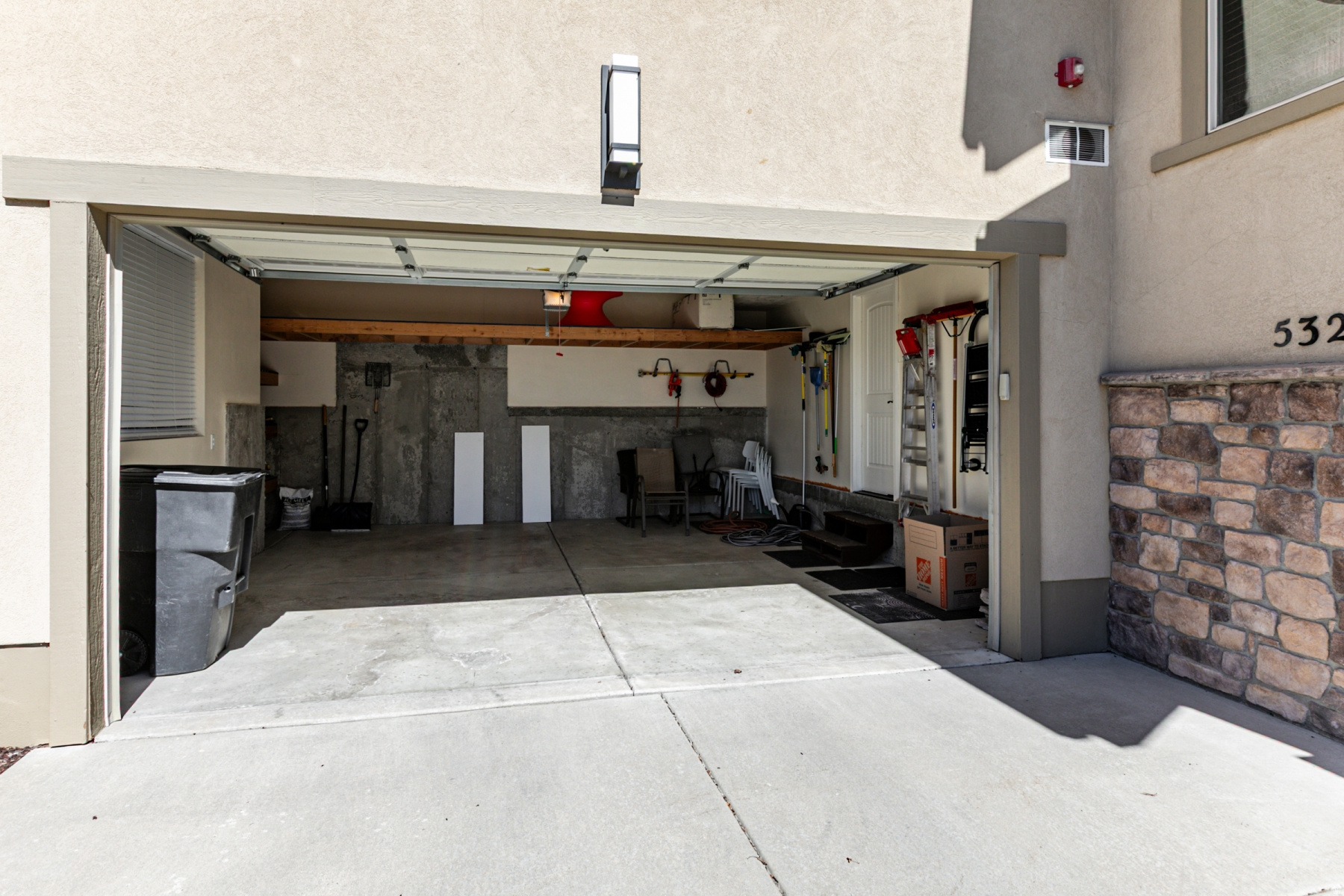 JORDANELLE - Residential Lease