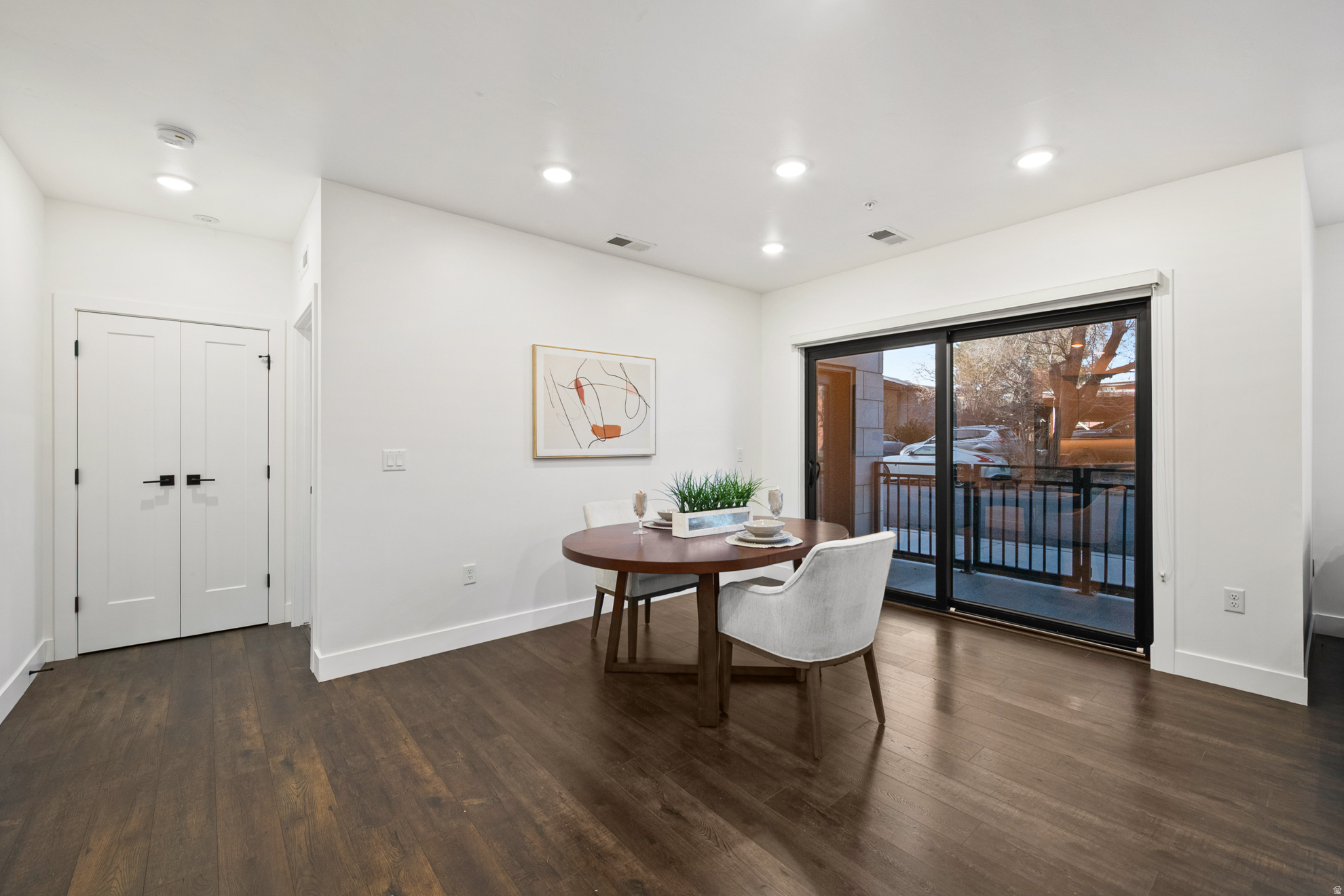 STATION - Residential