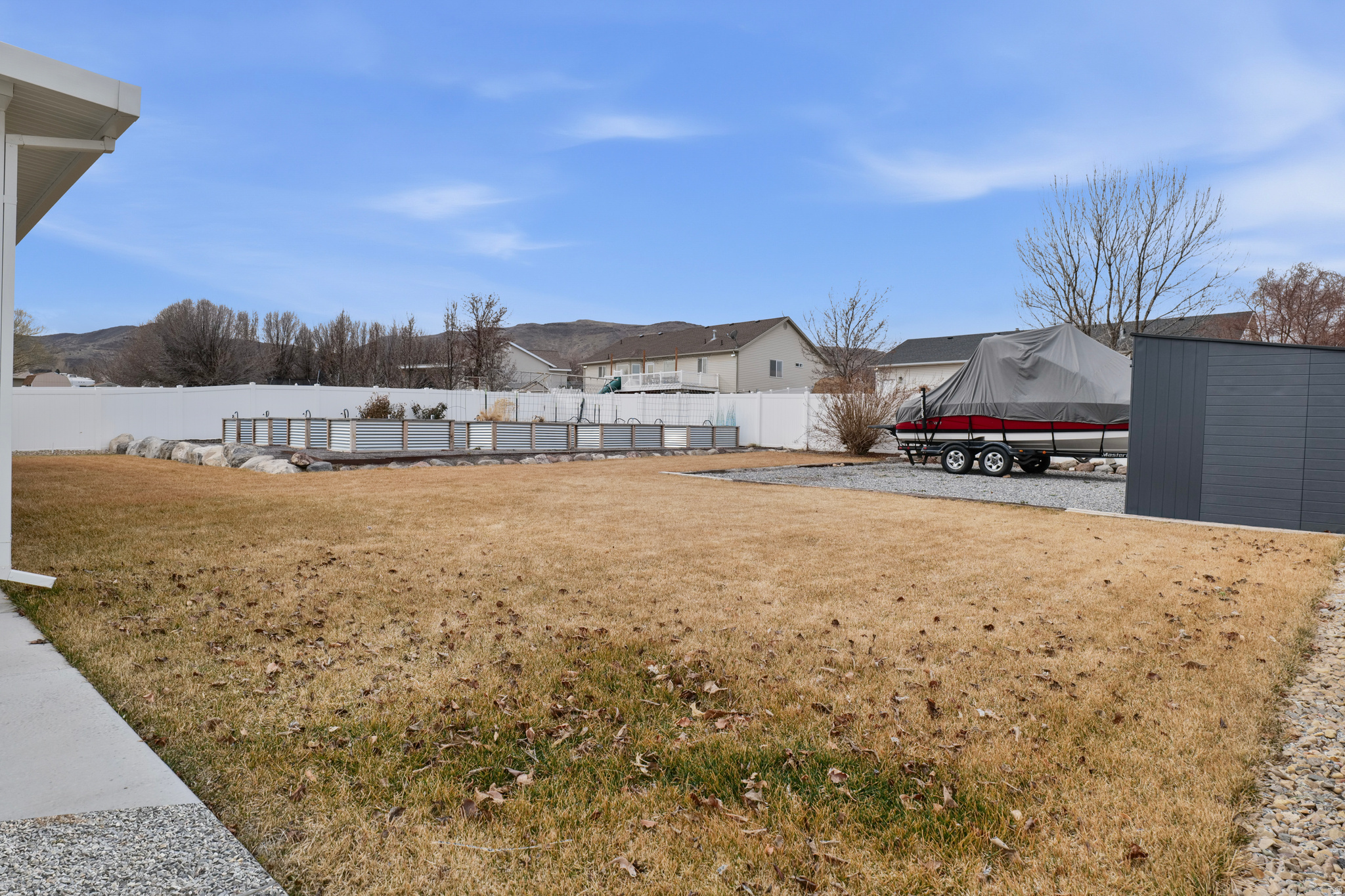 FOOTHILLS - Residential