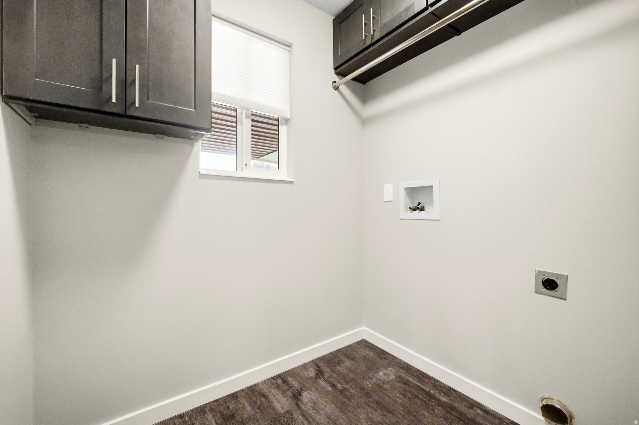 FOOTHILLS - Residential