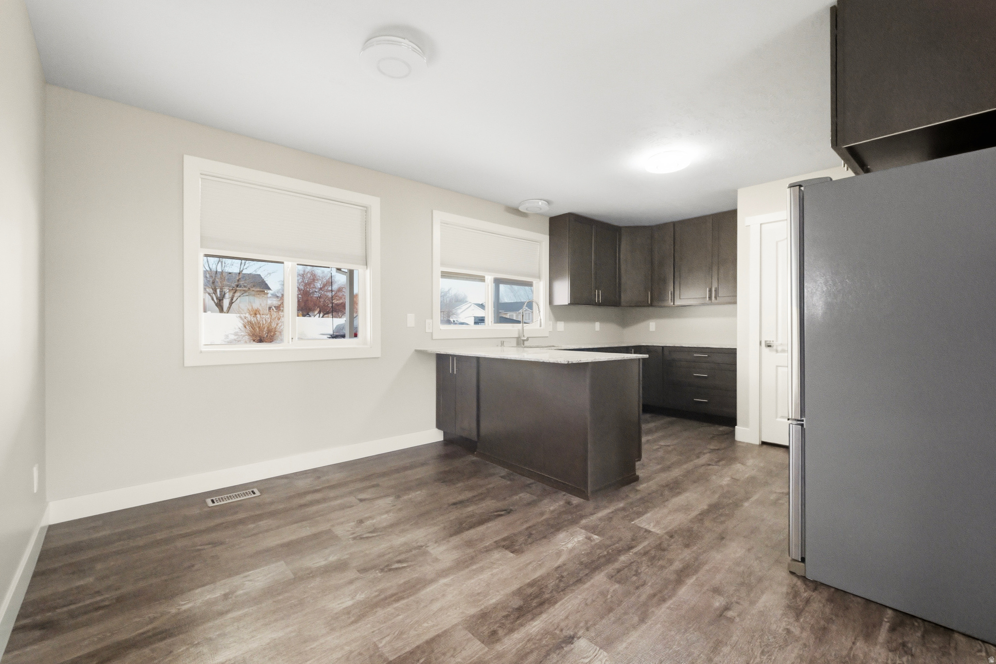 FOOTHILLS - Residential