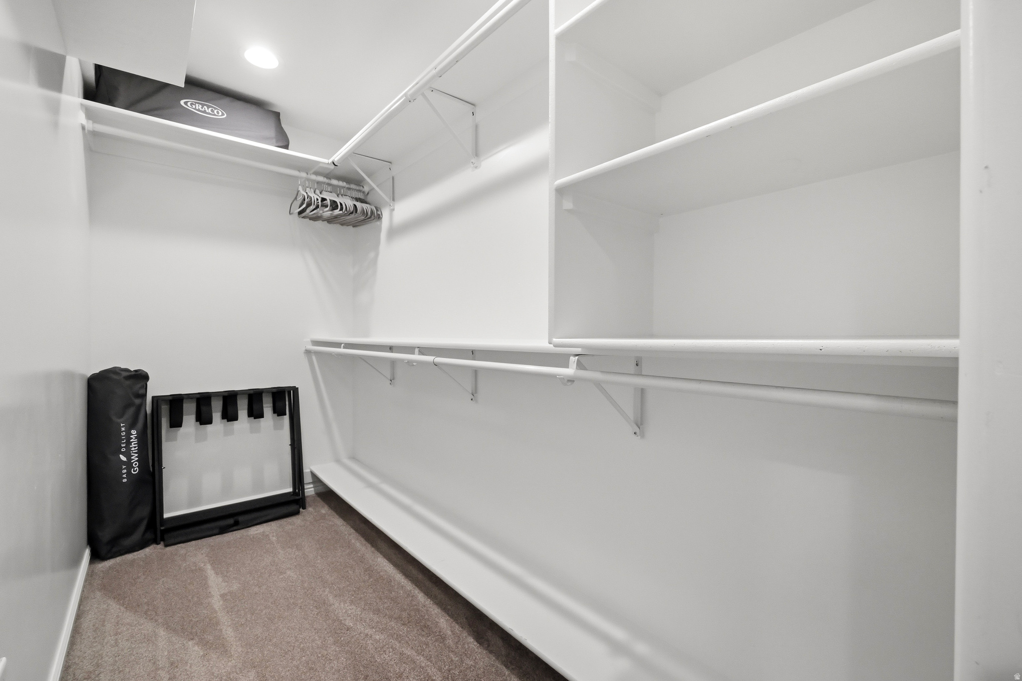 FOOTHILLS - Residential