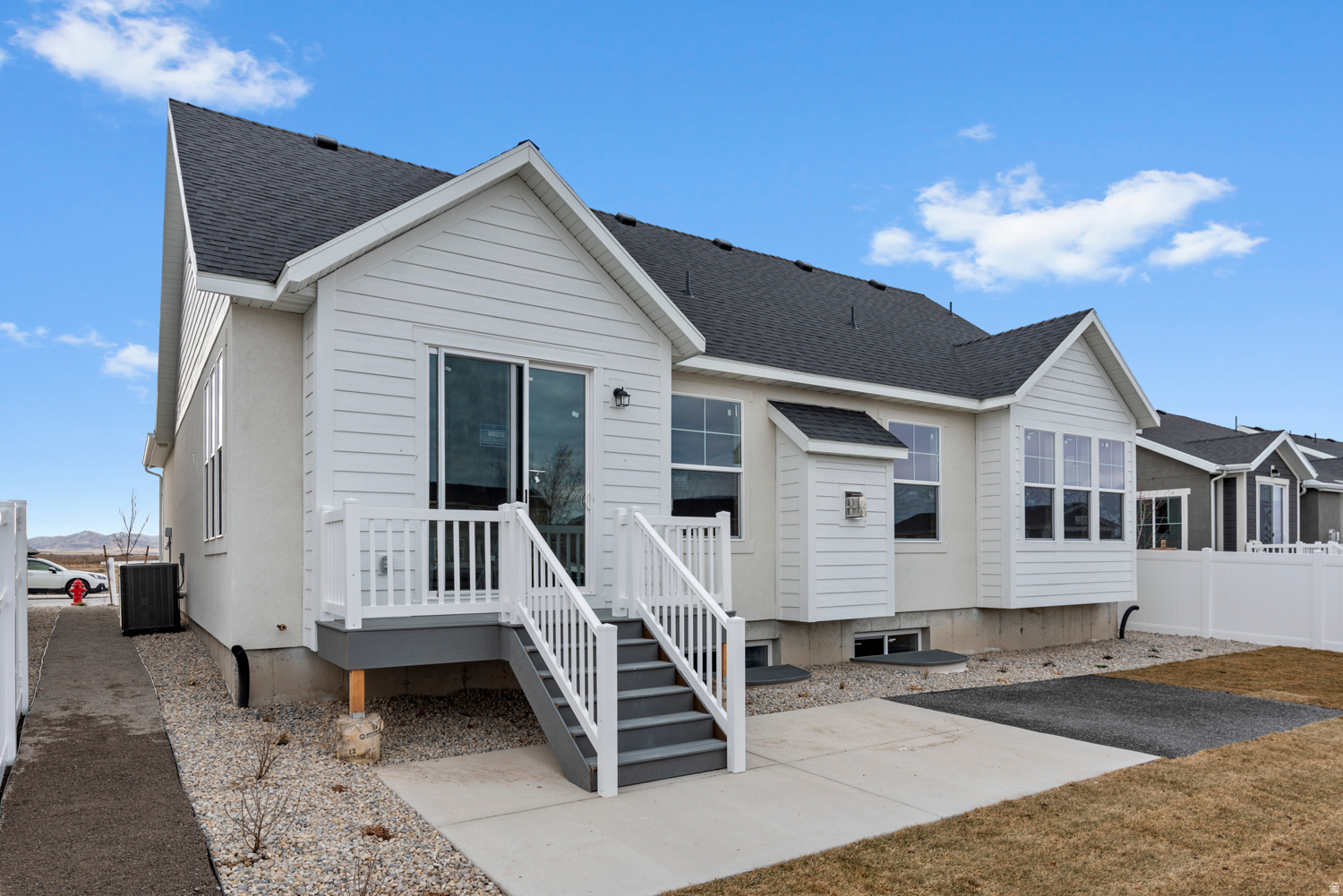 SAGEWOOD VILLAGE GARDEN 113 - Residential